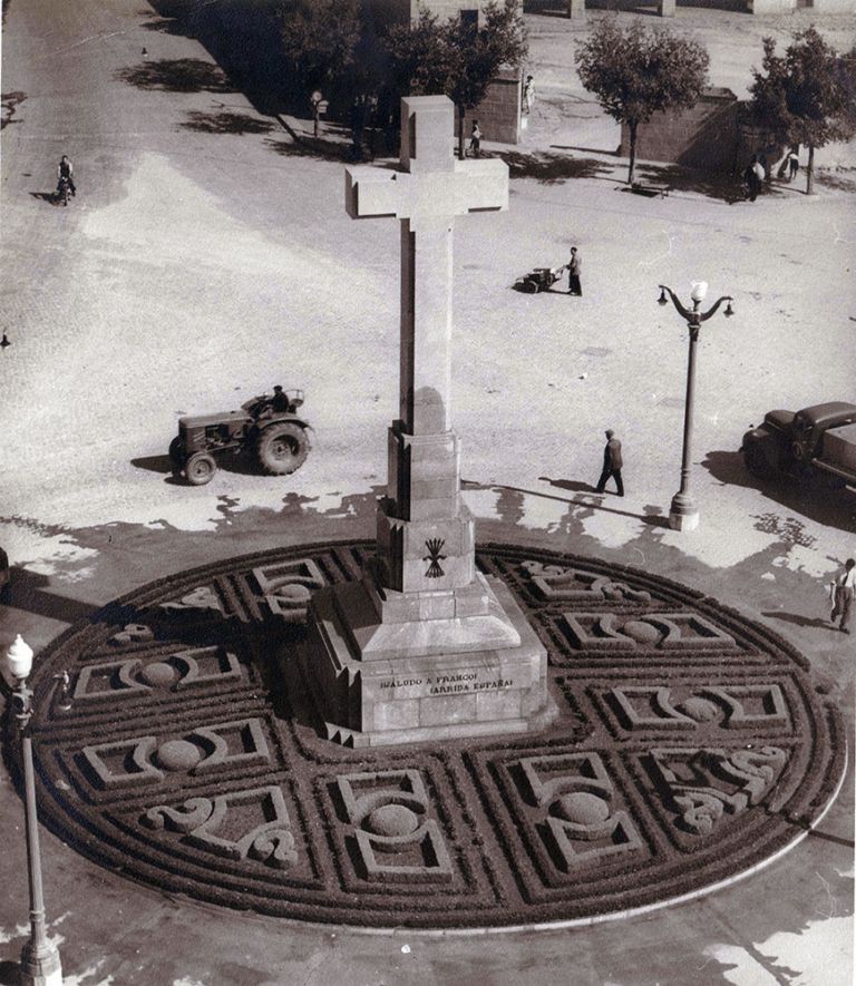 Cruz de los Caídos
