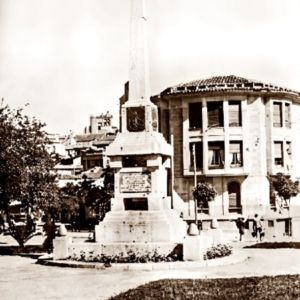 El monumento de la plaza de Colón