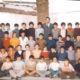 Alumnos de Licenciados Reunidos en el patio de Gómez Becerra
