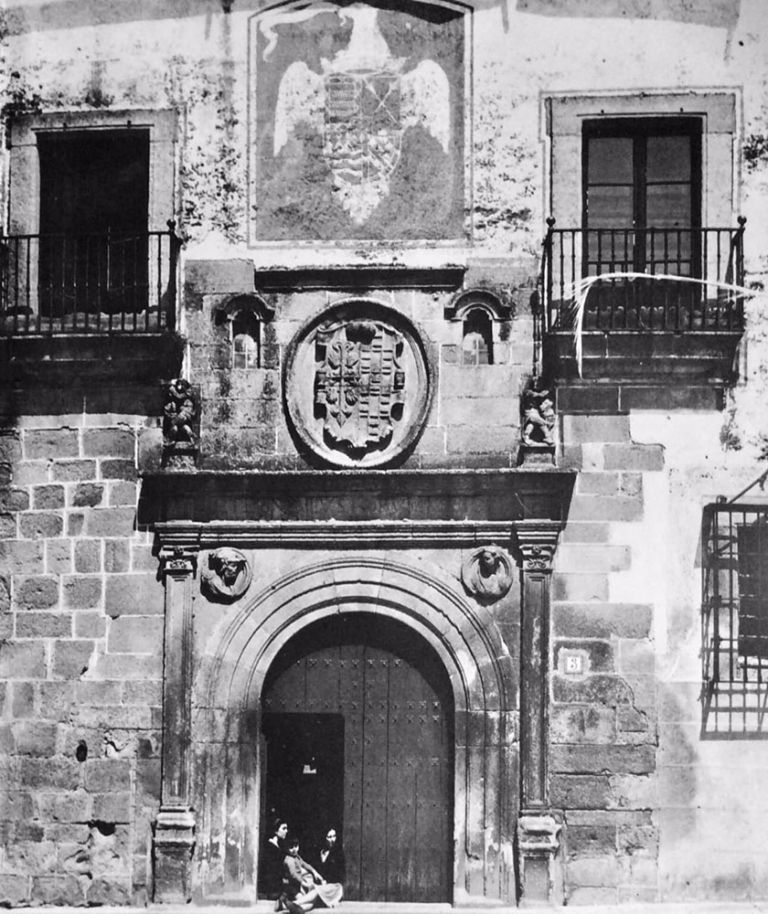 Palacio de los Ovando