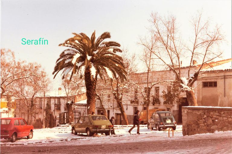 Plaza de las Canterías nevada
