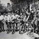 Amigos en bici por Cánovas