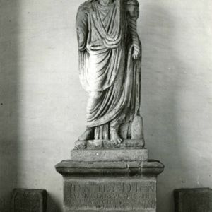 Diosa ceres en el portal de ayuntamiento año 1965