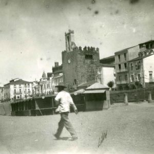 Vista de la Torre de Bujaco verano de 1914