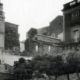 La muralla de la plaza antes de tirarla para construir el mercado 1929