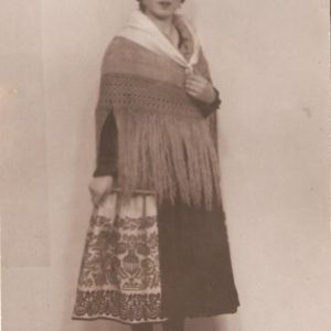 Señora con mantón de Manila