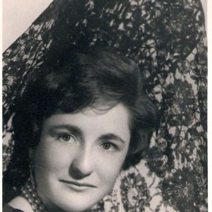 Retrato señora con mantilla