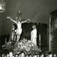 V-105 Paso procesional El Calvario, a su paso por los Adarves 1971
