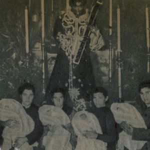 V-28 Besa Pies del año 1959, de los cuatrillizos nacidos en Cáceres 1959