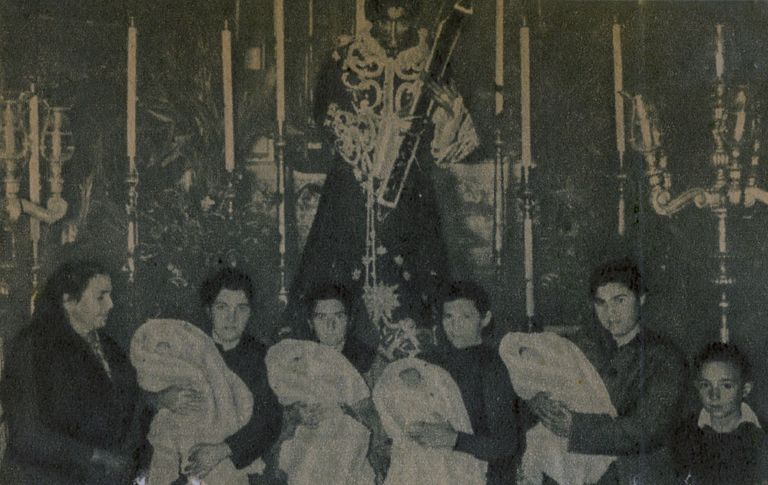 Besa Pies de los cuatrillizos nacidos en Cáceres