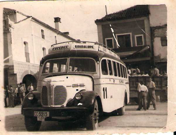 Imagen (160) Autobús de linea Cáceres-Guadalupe