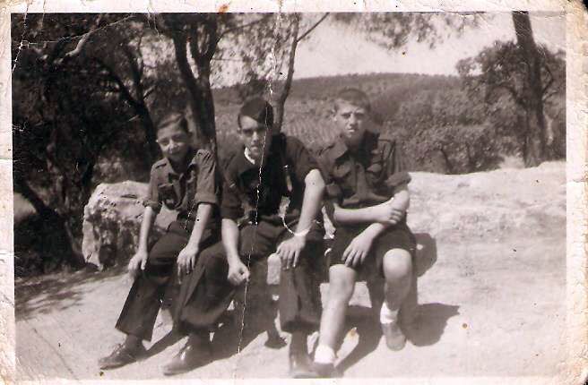 Militares en el Paseo Alto