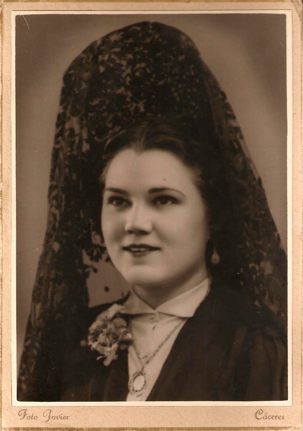 Retrato d señora con mantilla