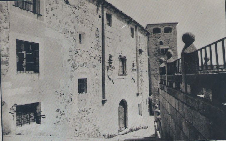 Casa de los Becerra