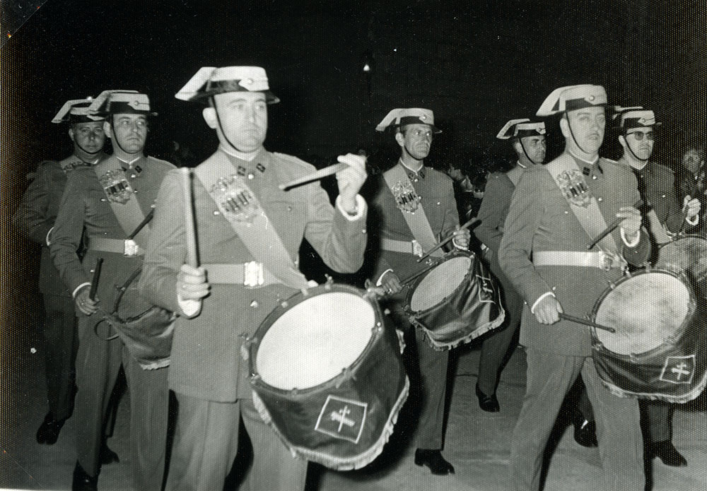V-95 Desfile de Guardia Civil en la procesión del sábado santo el 28 de marzo de 1970 V-95 Desfile de Guardia Civil en la procesión del sábado santo el 28 de marzo de 1970