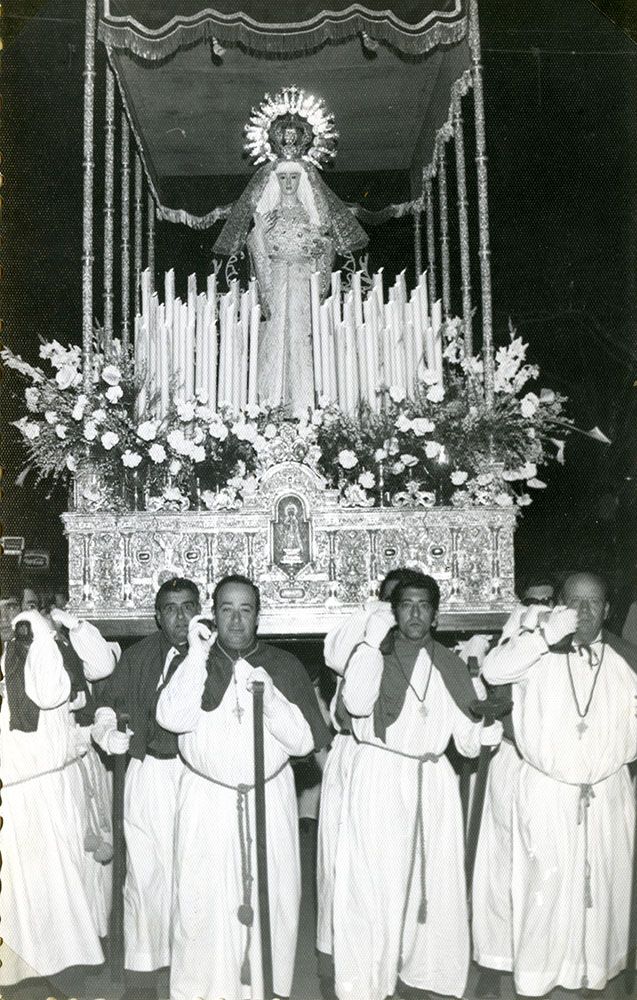 V-97 Desfile de Guardia Civil en la procesión del sábado santo el 28 de marzo de 1970 Desfile de Guardia Civil en la procesión del sábado santo el 28 de marzo de 1970