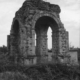 Arco romano de Cáparra