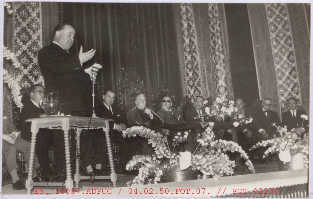 Acto presidido por el obispo Manuel Llopis Ivorra
