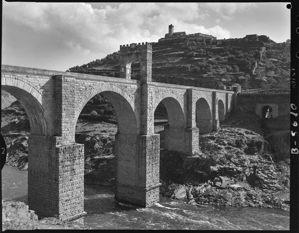 Alcántara. Puente. Cáceres