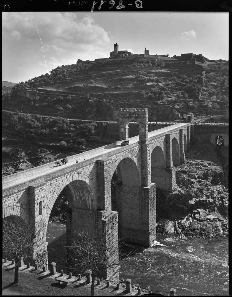 Alcántara. Puente. Cáceres