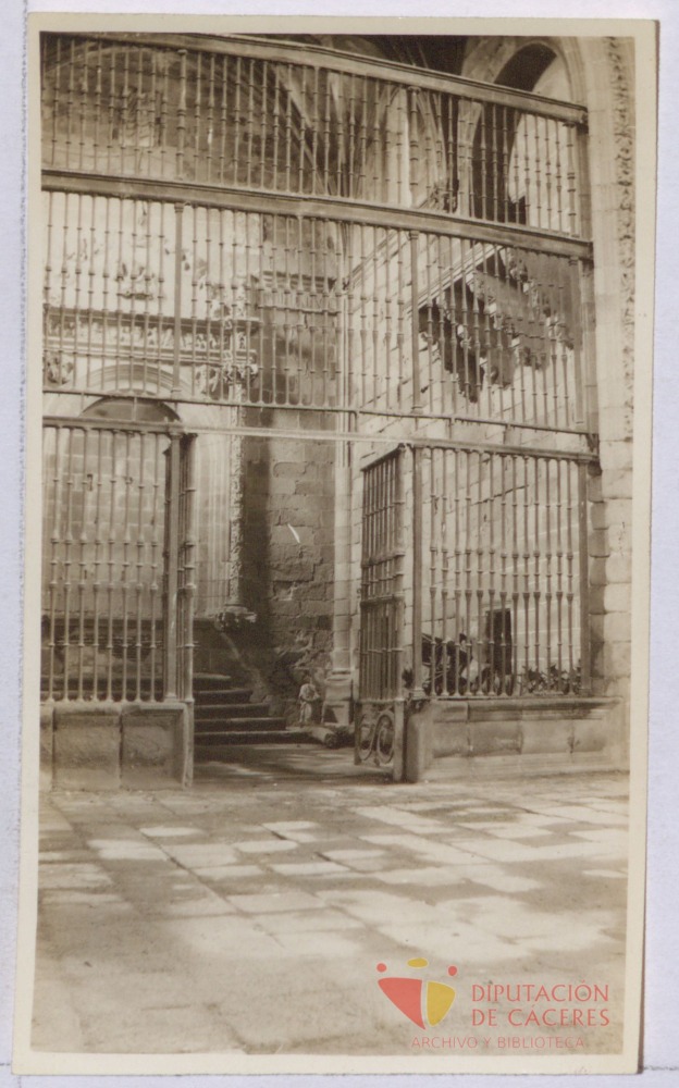 Alcántara: Verja de la capilla del Comendador de Piedrabuena