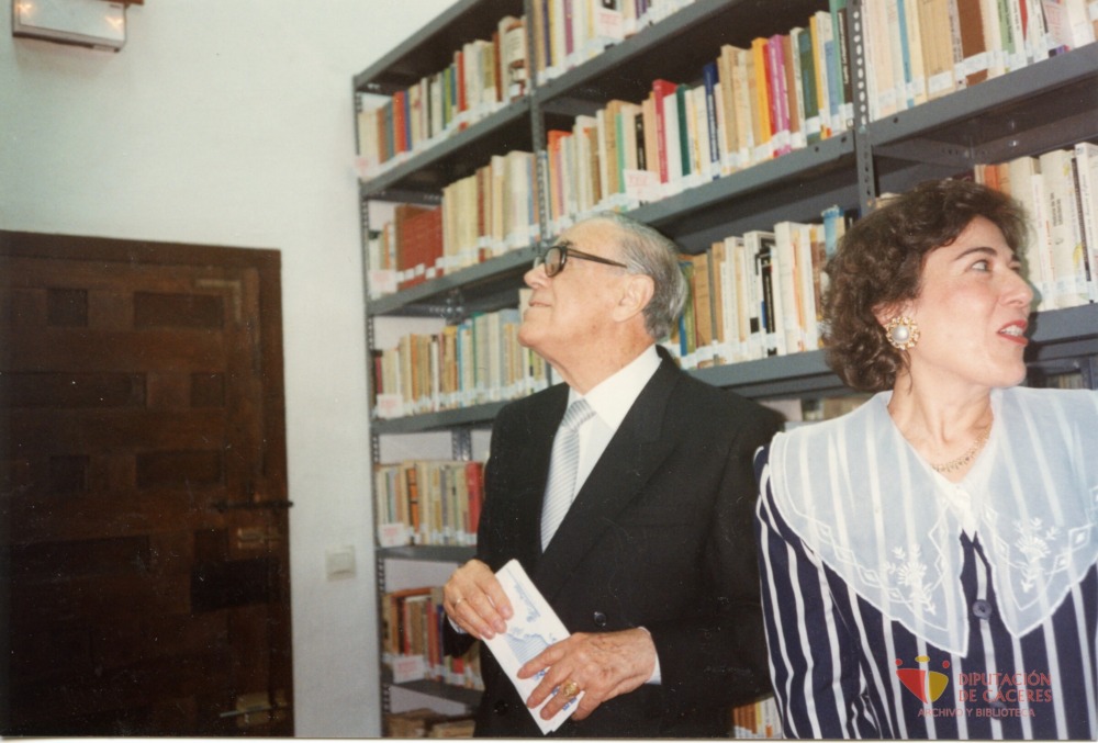 Alonso Zamora Vicente en Cáceres
