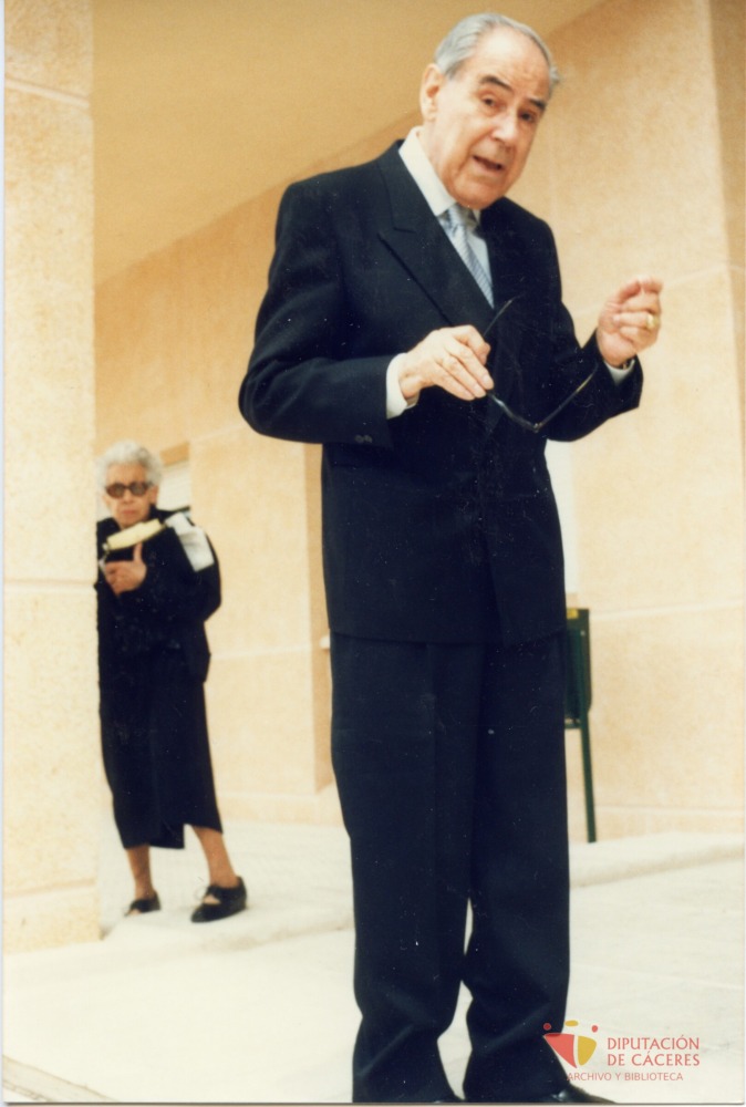 Alonso Zamora Vicente en Cáceres