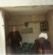 Alonso Zamora Vicente y María Josefa Canellada en la entrada, 1992