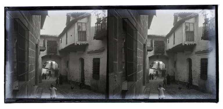 Arco de la calle Sevilla de Guadalupe