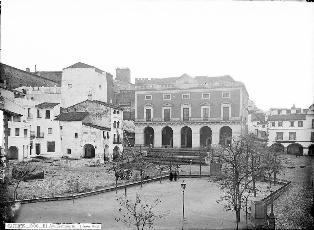 Ayuntamiento y Plaza Mayor