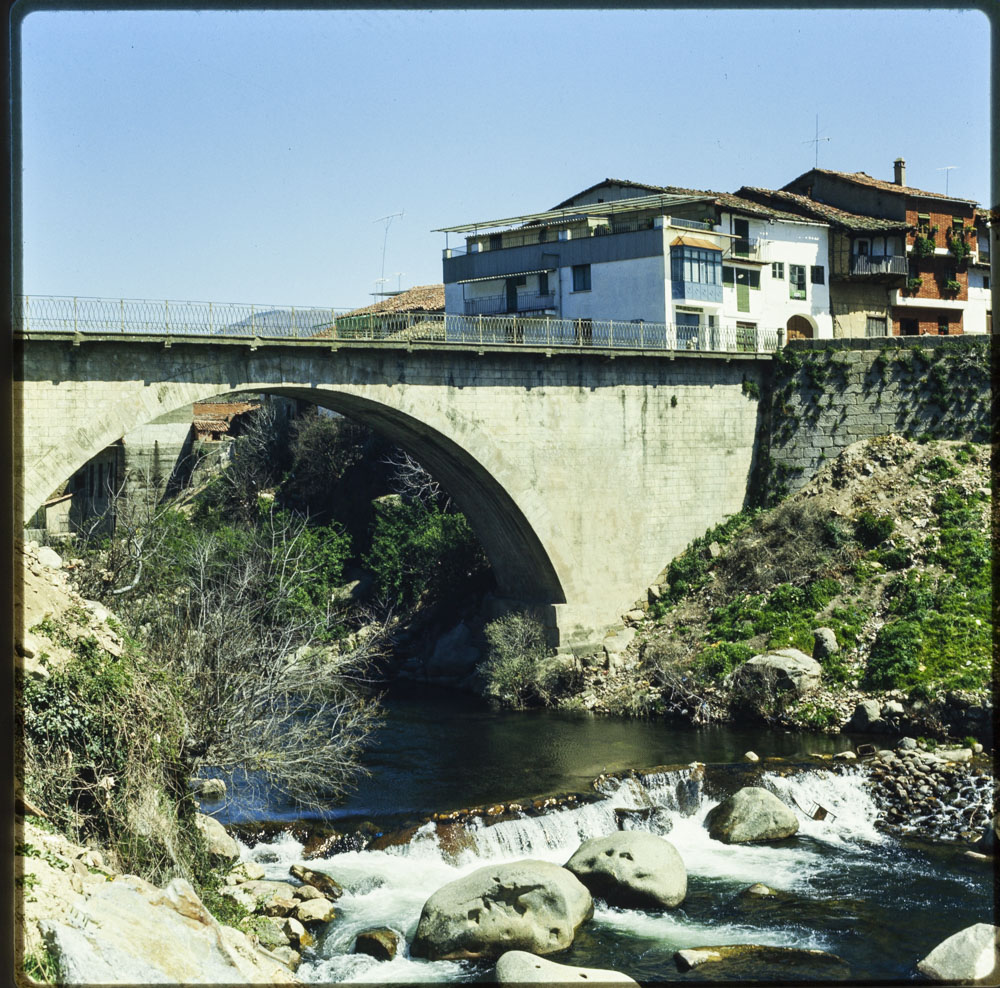 Cabezuela del Valle. Puente sobre el Jerte