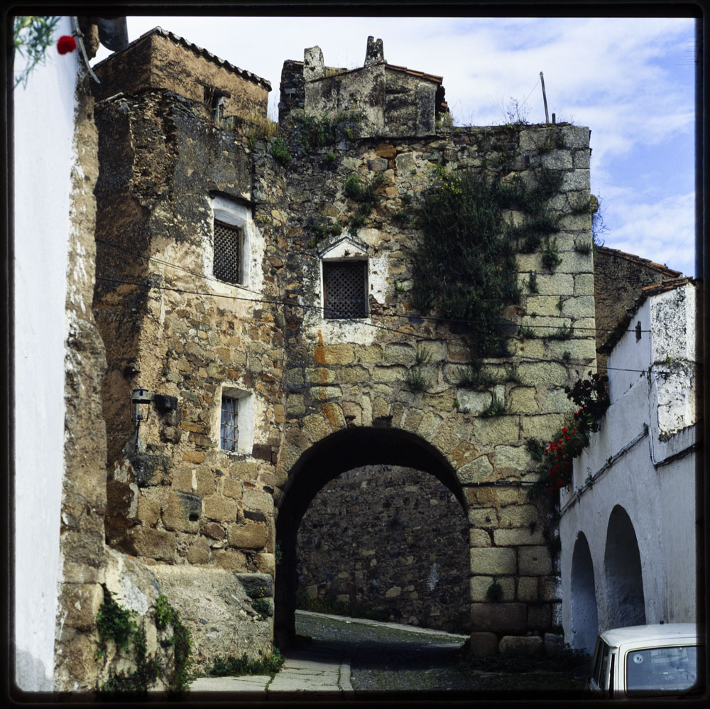 Cáceres. El arco de Cristo · Luis Agromayor