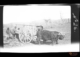 Campesinos cargan una carreta · Antonio González Martín-Gamero, 1900