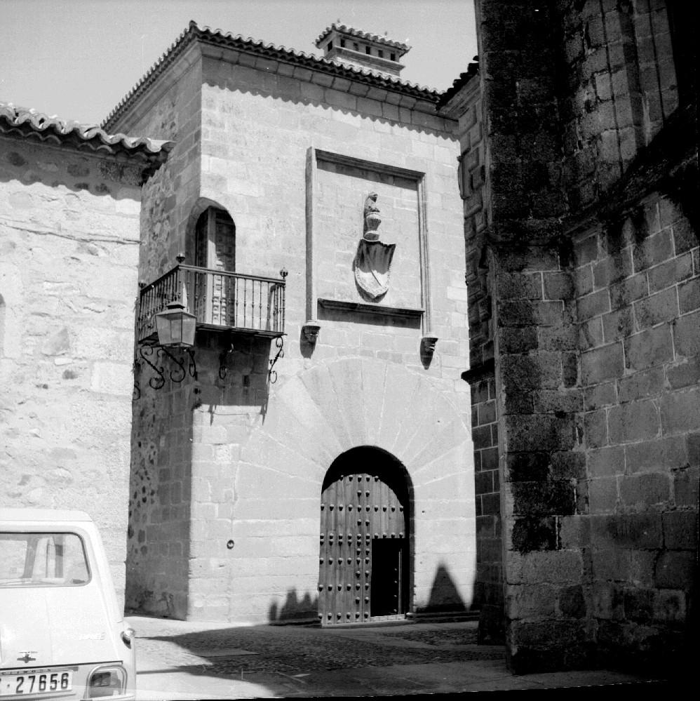 Casa de Carvajal, estado actual · Carlos Callejo Serrano, 1960