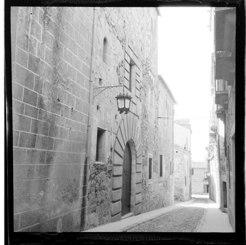 Casa de Paredes- Saavedra