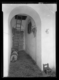 Casa de un peón caminero: zaguán · Ruth Matilda Anderson, 1928