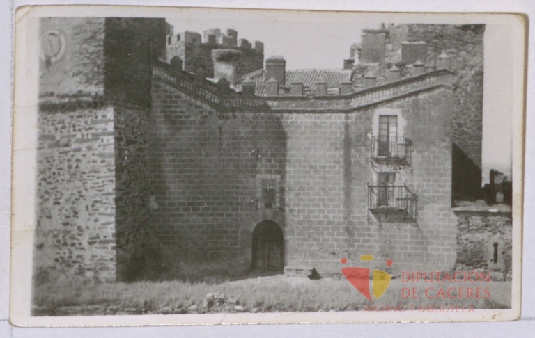 Castillo de Monroy