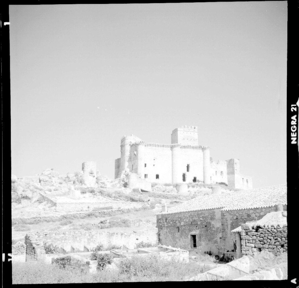 Castillo en ruinas, desde cerca