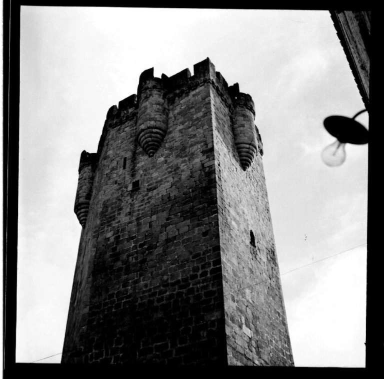 Castillo y torre