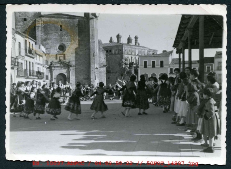 Celebración del Chíviri en la plaza Mayor de Trujillo