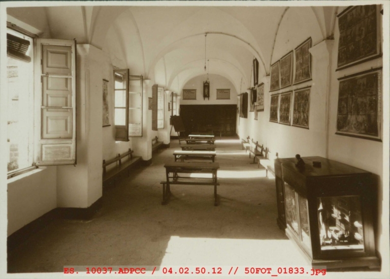 Clase de pequeños en el Colegio Provincial de San Francisco