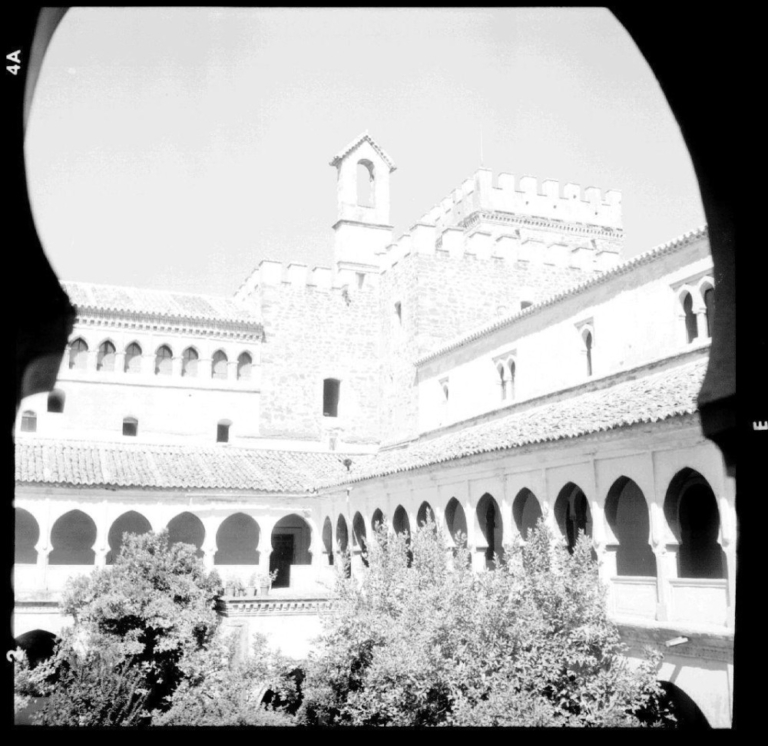 Claustro mudéjar y vista de las torres