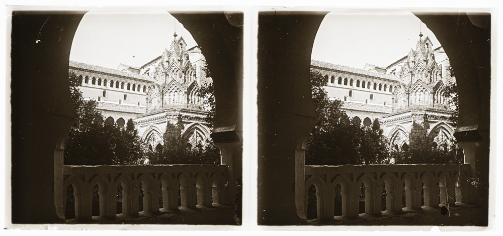 Claustro y templete mudéjares del Monasterio de Guadalupe · Aurelio de Colmenares y Orgaz