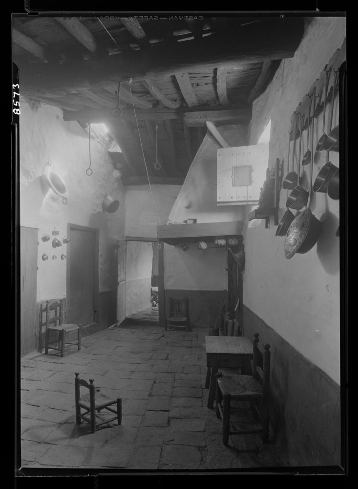 Cocina en la casa de José Collado Ramiro, calderero
