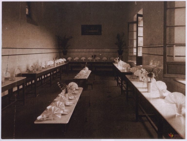 Comedor del Colegio Provincial de la Inmaculada de Cáceres