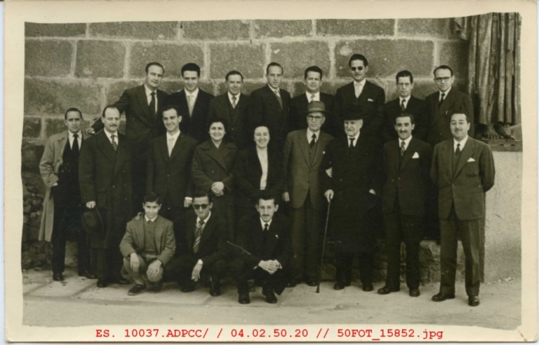 Consejeros y funcionarios de la Caja de Ahorros en Santa María