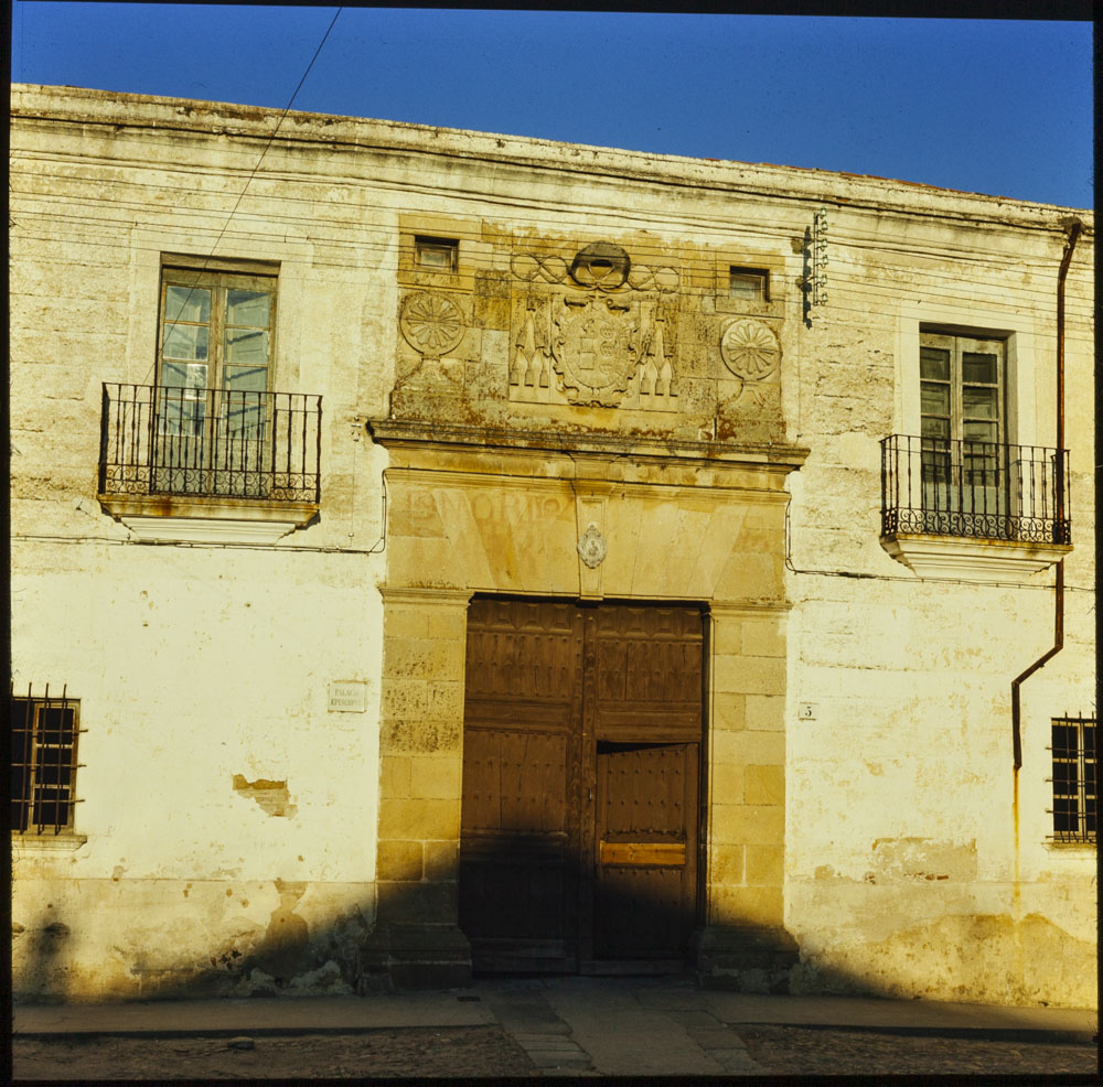 Coria. Palacio episcopal