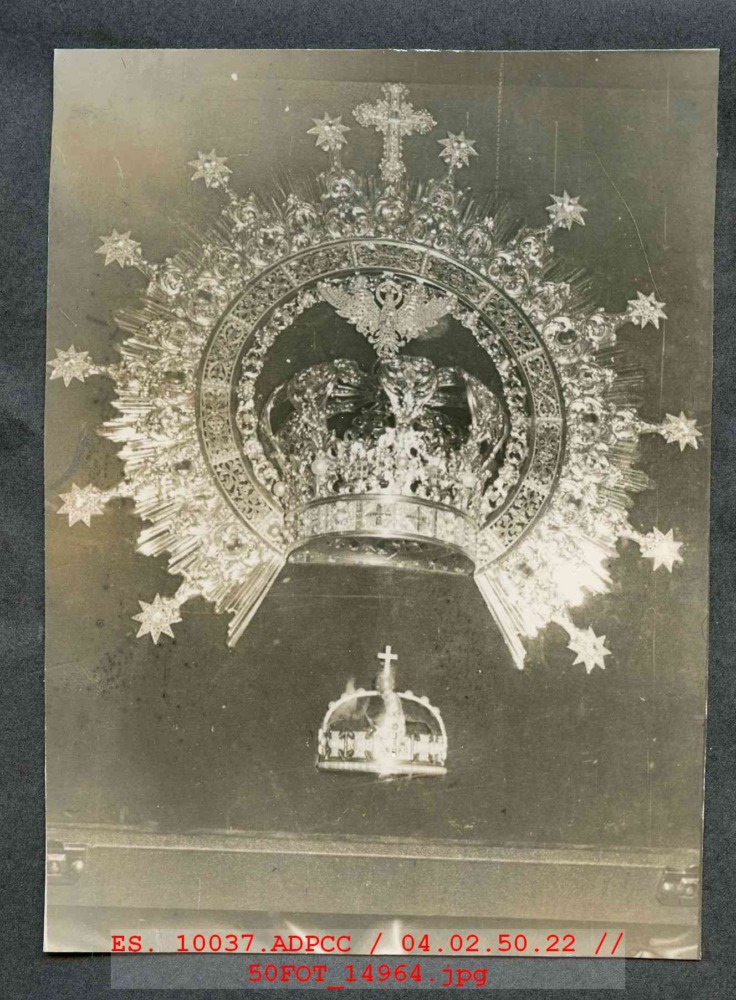 Coronas de la Virgen de la Victoria de del Niño