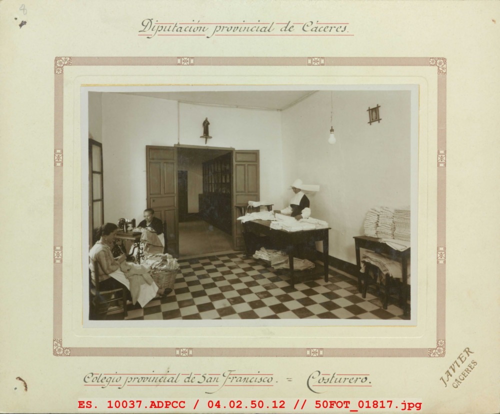 Costurero del Colegio Provincial de San Francisco de Cáceres