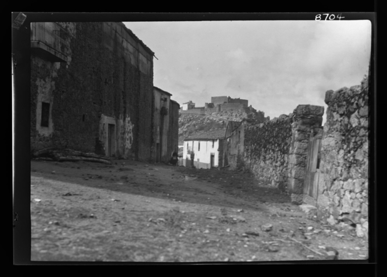 Curación de jamones: almacén, exterior